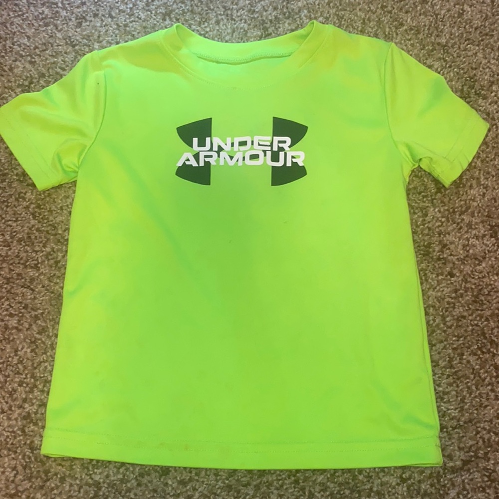 Under armour shirt